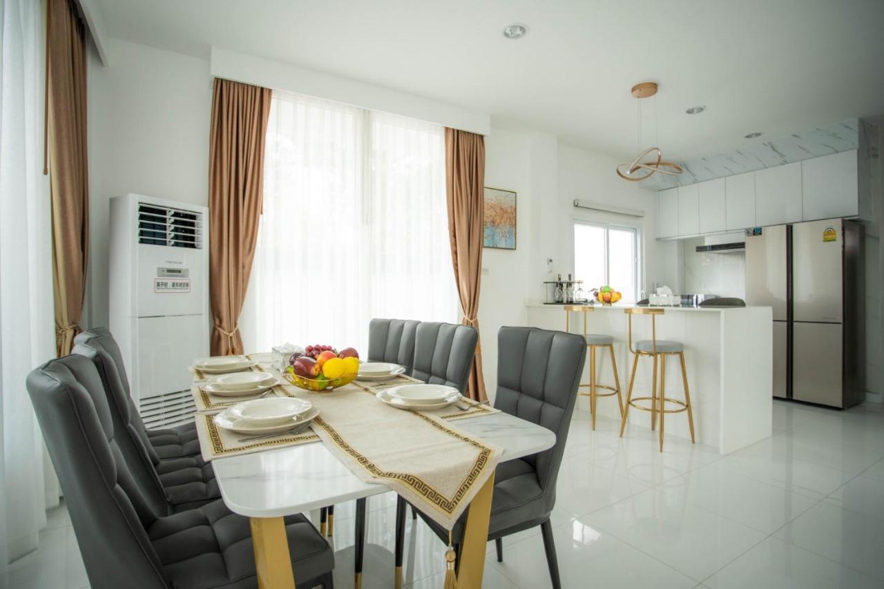 Kw Pool Villa Pattaya Exterior photo