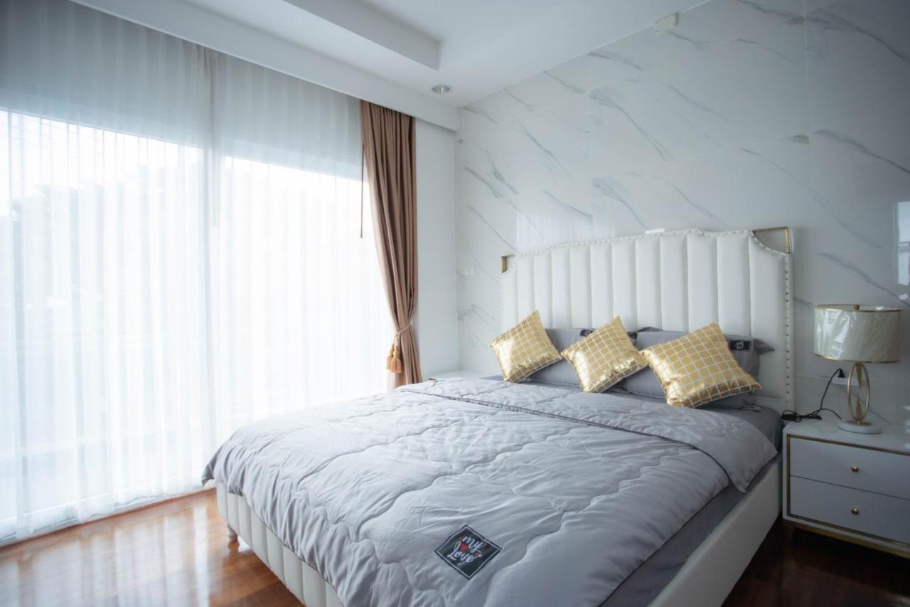 Kw Pool Villa Pattaya Exterior photo
