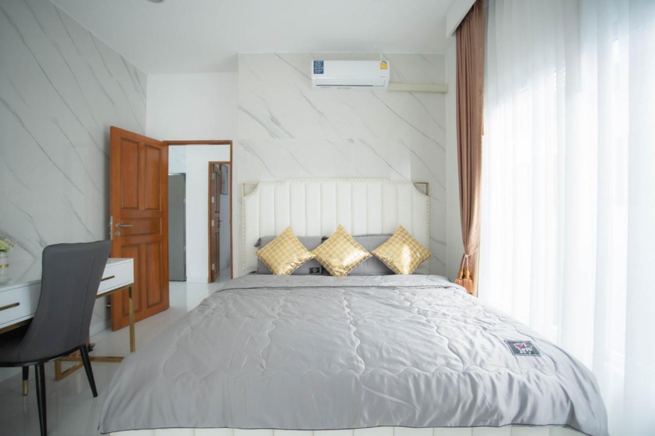 Kw Pool Villa Pattaya Exterior photo