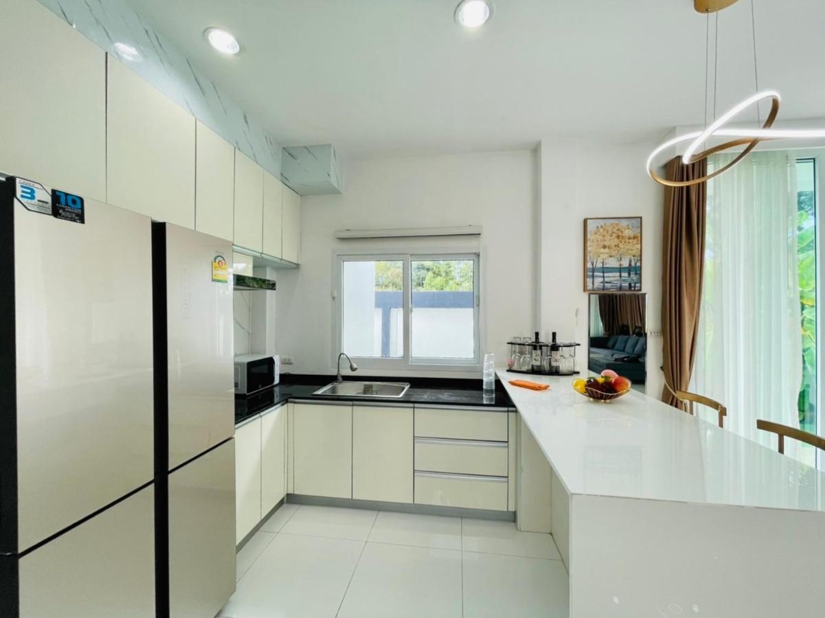 Kw Pool Villa Pattaya Exterior photo